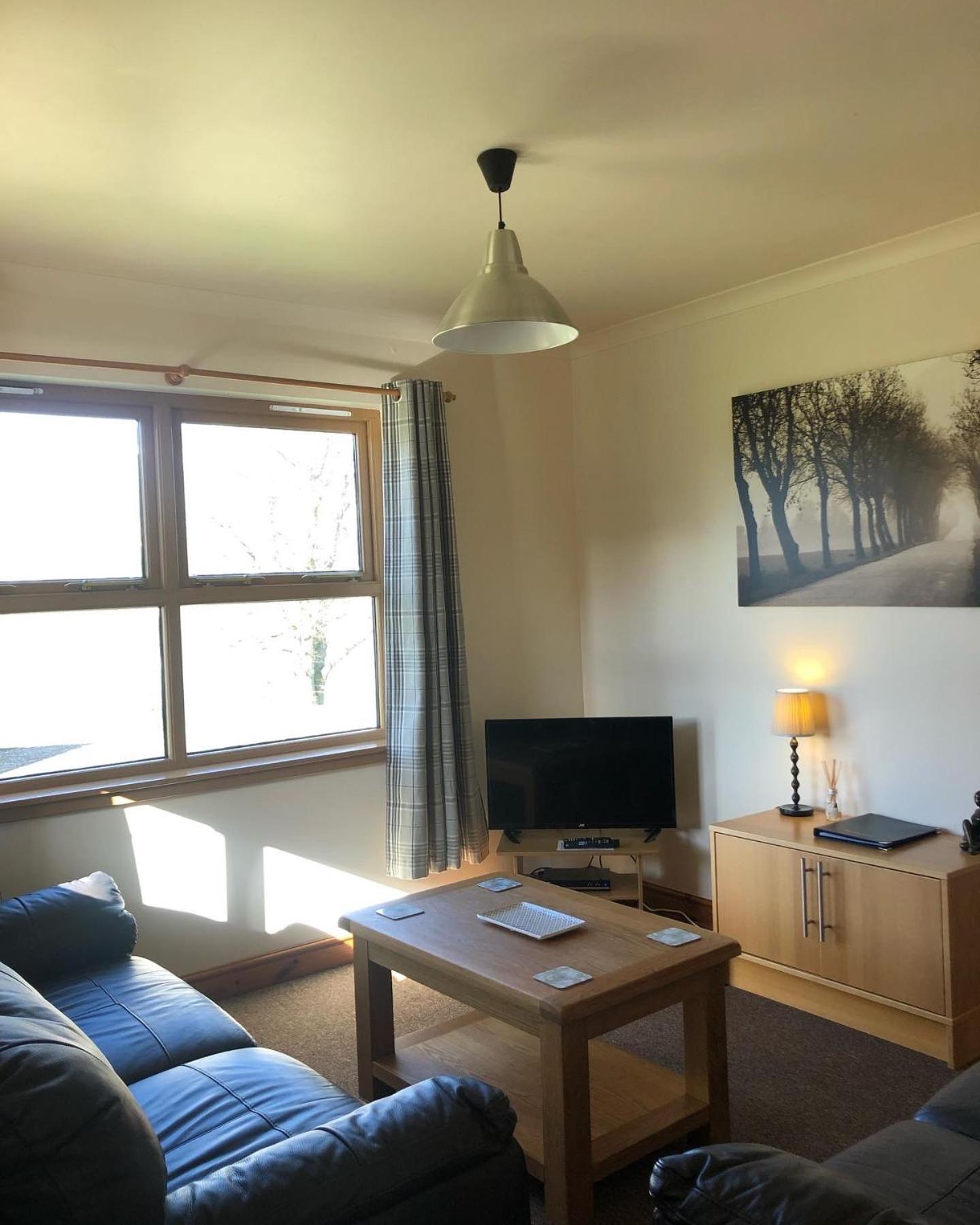 אברפלדי Bracken Lodges, Loch Tay, Linnie Lodge מראה חיצוני תמונה